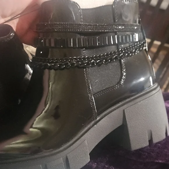 Torrid Black Patent Ankle Boots with Chain Accent - Picture 3 of 4